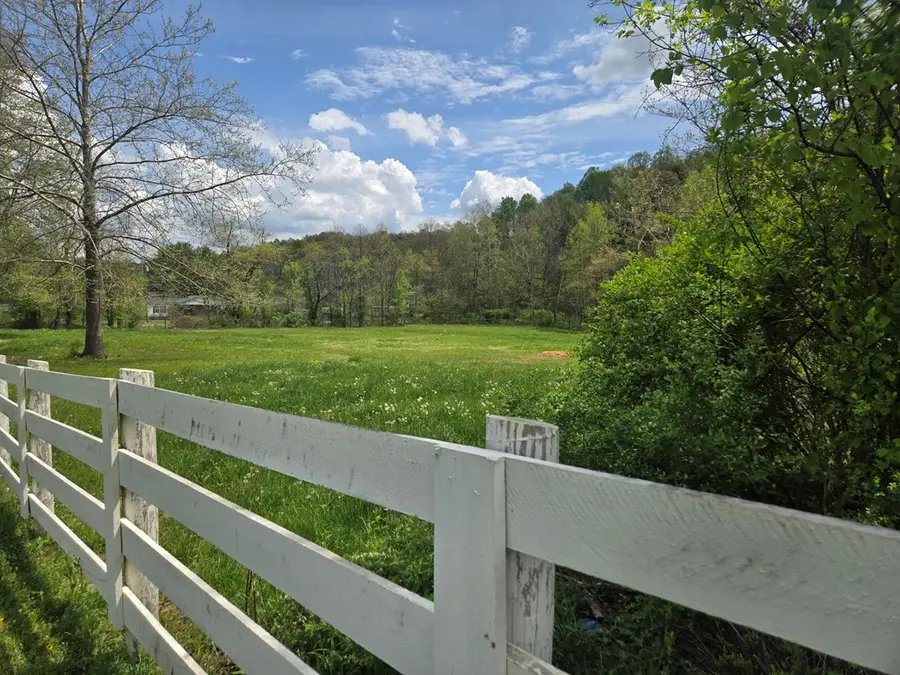 4672 Lucasville Minford Rd, Minford, OH 45653 - #3