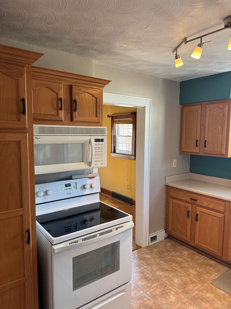 3027 Michigan Ave, Portsmouth, OH 45662 - #2