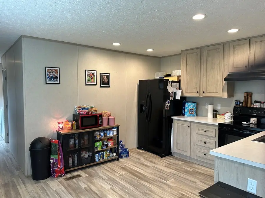 125 Owensville Rd, Lucasville, OH 45648 - #2