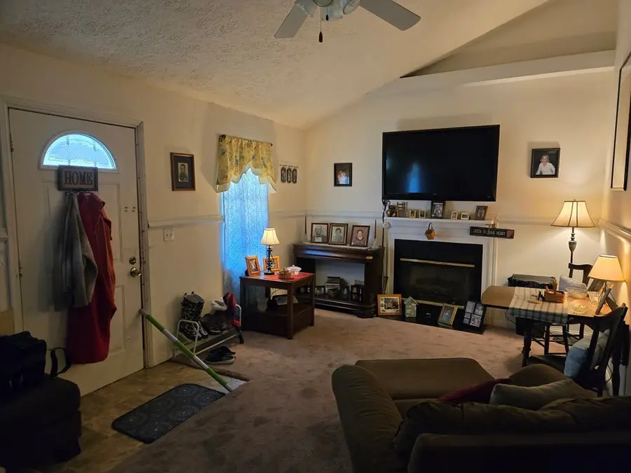 2473 B Pollock Rd., McDermott, OH 45652 - #2