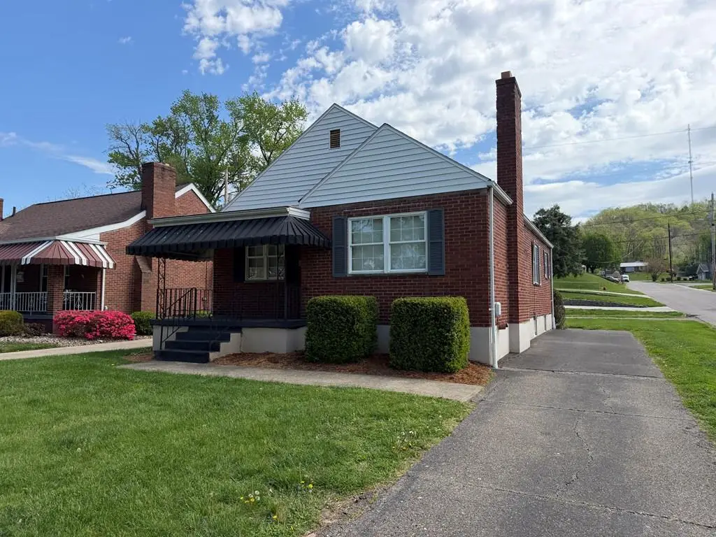 2702 Grandview Ave, Portsmouth, OH 45662 - #1