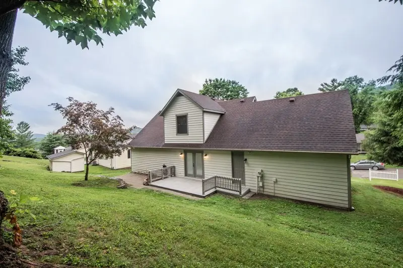 3326 Old Post Rd., Portsmouth, OH 45662 - #2