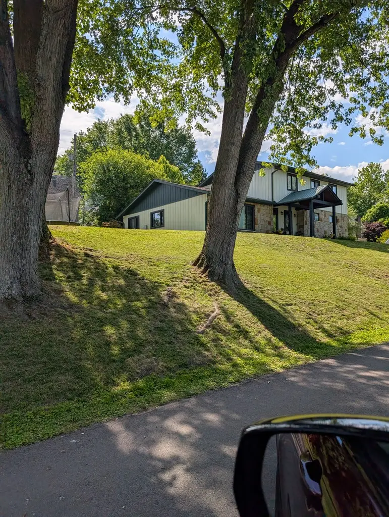 8660 Hillcrest Road, Wheelersburg, OH 45694 - #2
