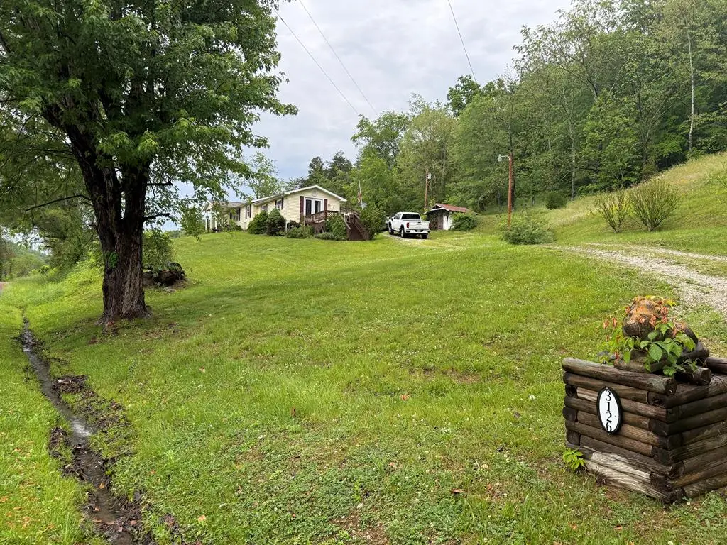 3126 Laurel Rd., Greenup, OH 41144 - #1