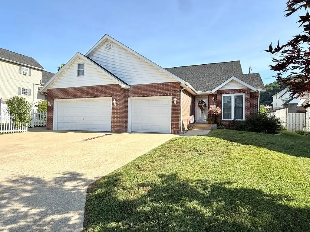 4251 Spruce Street, New Boston, OH 45662 - #1