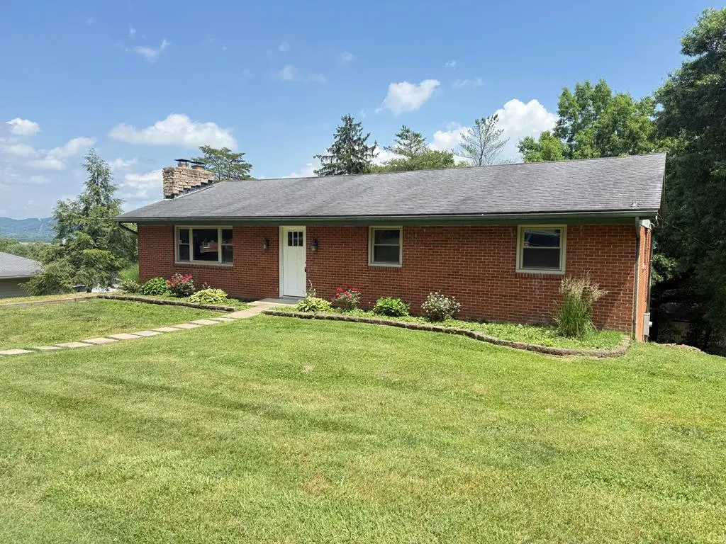 6 Crull St, West Portsmouth, OH 45663 - #1