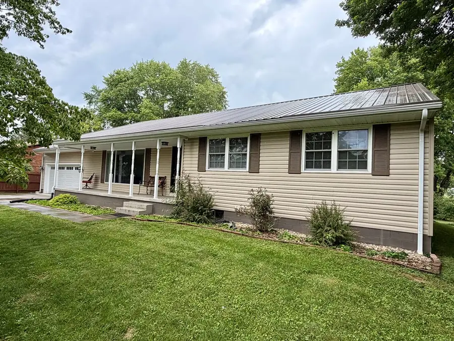 60 8th Street, South Shore, KY 41175 - #3
