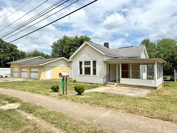 827 E Main Street, Oak Hill, OH 45656