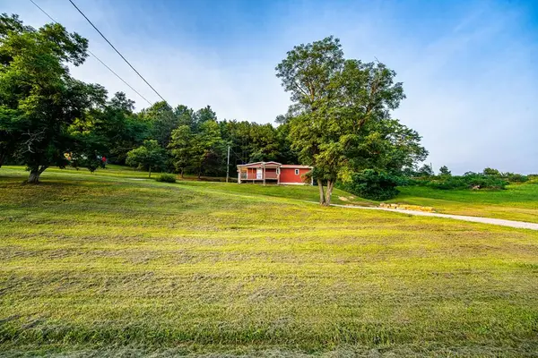 653A Bloom Furnace Rd, South Webster, OH 45682