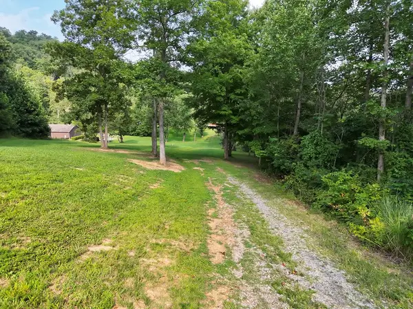 245 Nesbitt, Lucasville, OH 45648