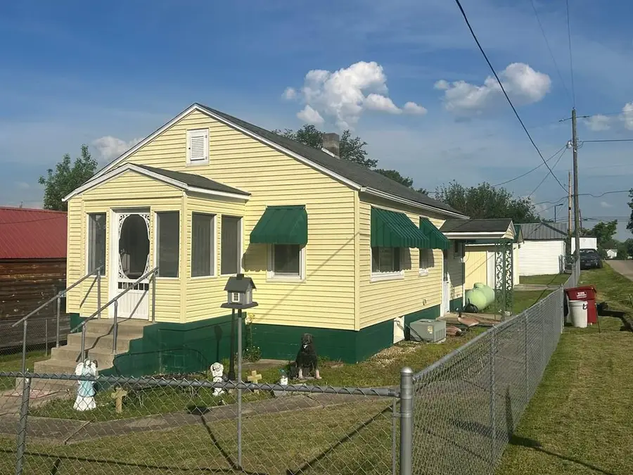 1332 10th St., West Portsmouth, OH 45663 - #2