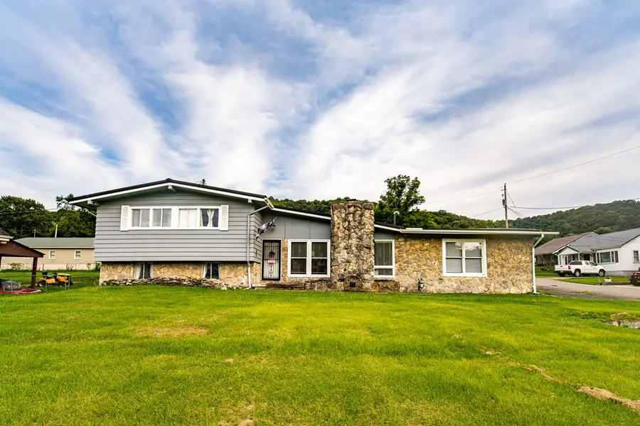 4370 Bradford St, Portsmouth, OH 45662 - #2
