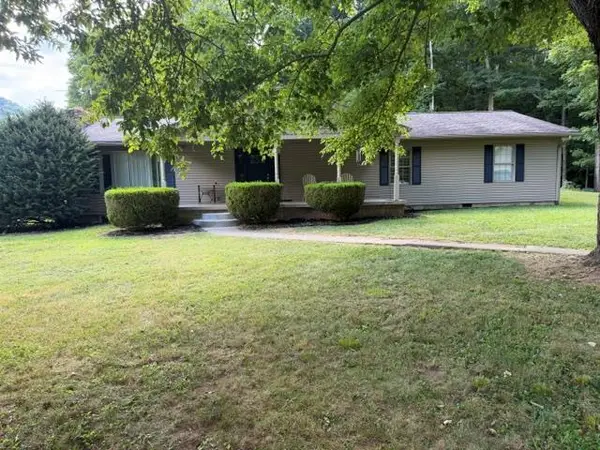 15995 Sr 104, Lucasville, OH 45648