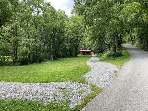 71 Mclaughlin Road, Lucasville, OH 45648