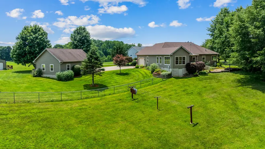 310 Lookout View Dr, West Union, OH 45693 - #2