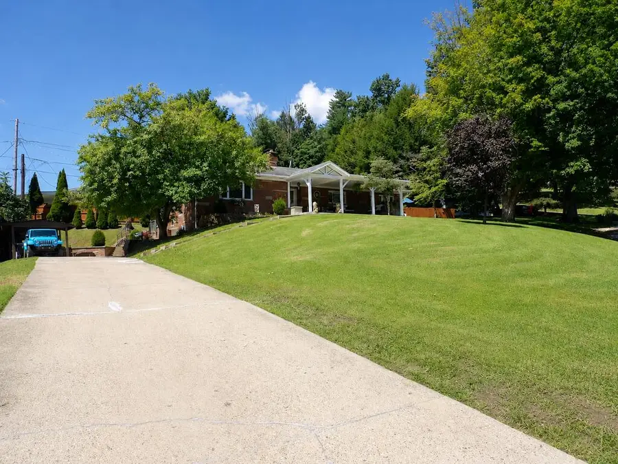 3317 Westwood Dr, Portsmouth, OH 45662 - #2