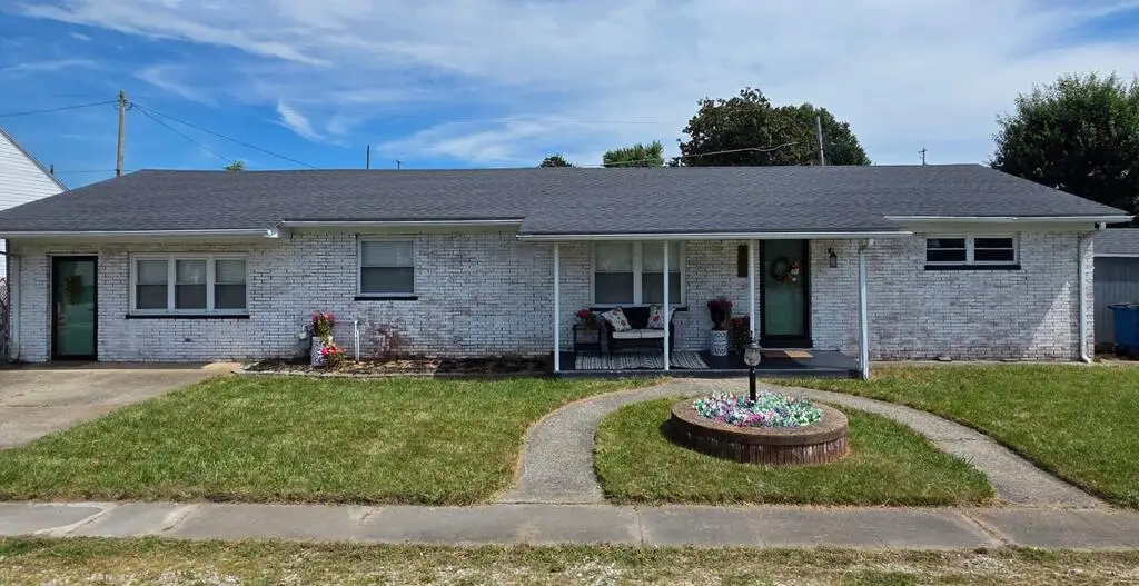 607 E. Third St, South Point, OH 45680 - #1