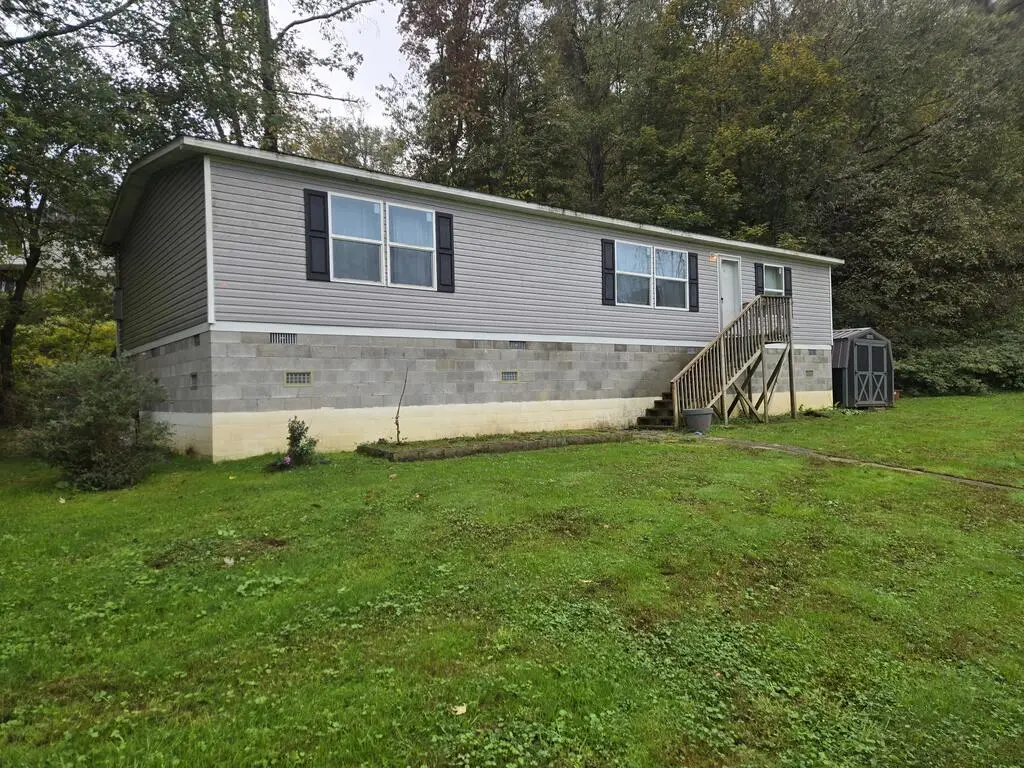 1871 Bonser Ave., Portsmouth, OH 45662 - #1