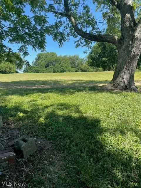 Rt 618, Belpre, OH 45714