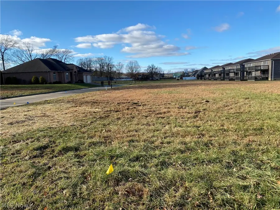 Crown Manor, Mineral Wells, WV 26150 - Image #2