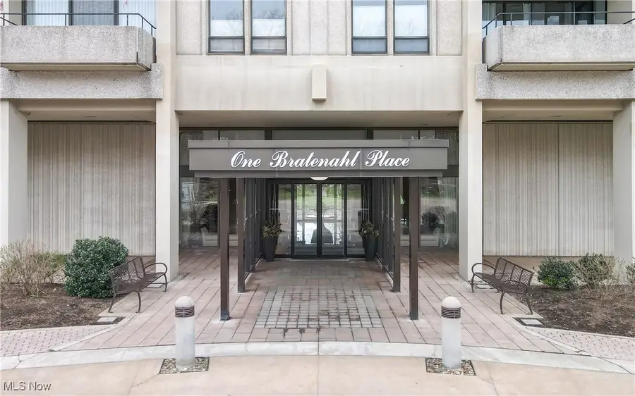 1 Bratenahl Place #502, Bratenahl, OH 44108 - Image #2