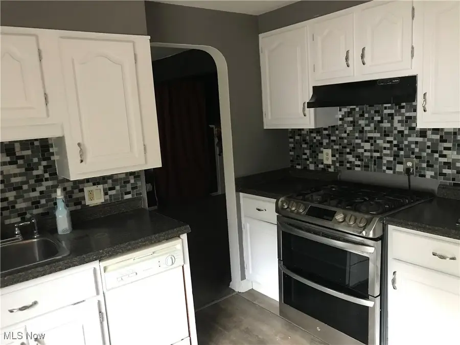 19912 Lanbury Avenue, Warrensville Heights, OH 44122 - Image #3