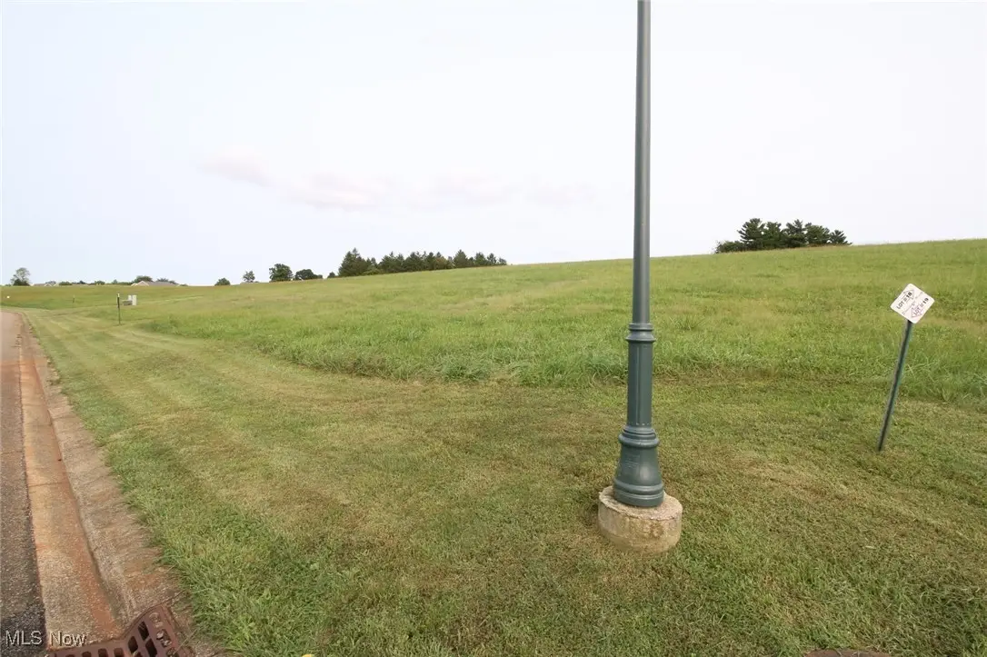 5275 Stonegate Drive, Zanesville, OH 43701 - Image #1