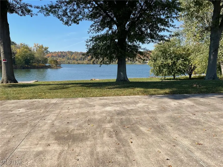 5 Anns Drive, Vienna, WV 26105 - Image #2