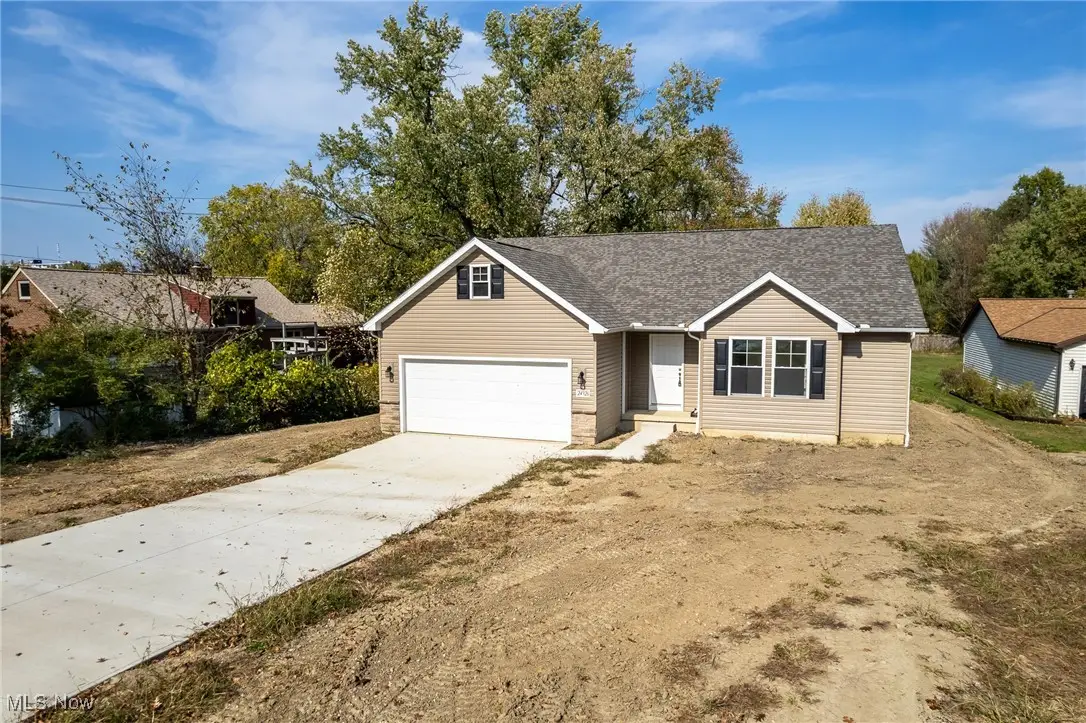 24326 Mastick Road, North Olmsted, OH 44070 - Image #1