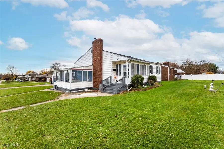 311 Park Drive, Campbell, OH 44405 - Image #2