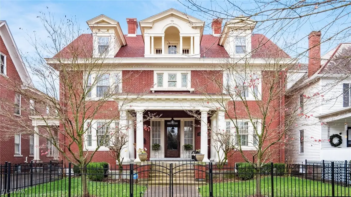 619 3rd Street, Marietta, OH 45750 - #1