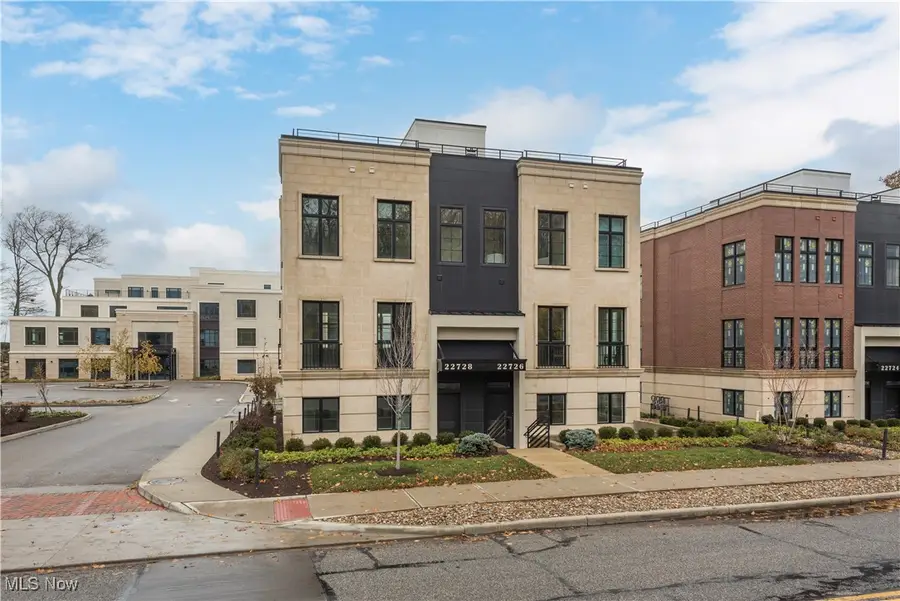 22728 Lake Road, Rocky River, OH 44116 - Image #2