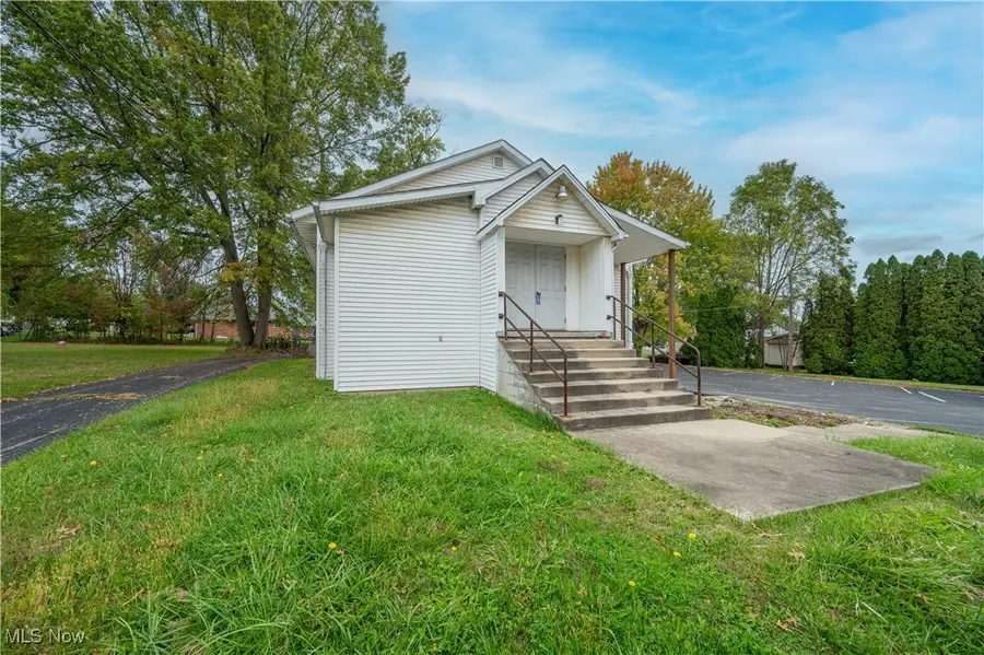 1187 Deforest Se Road, Warren, OH 44484 - Image #2