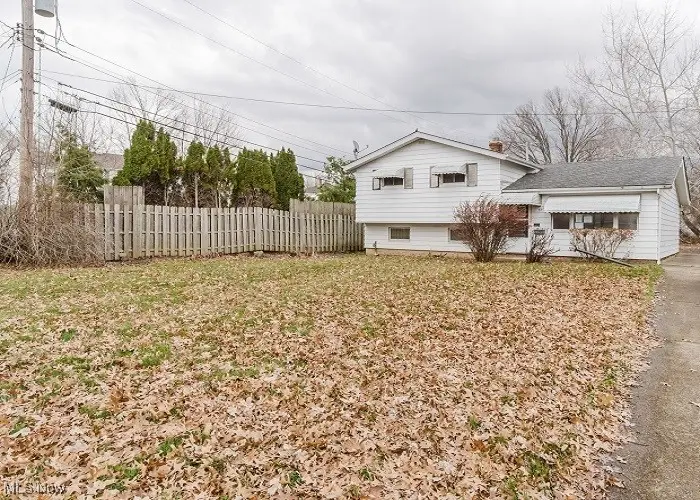 596 Terrace Plaza, Willowick, OH 44095 - Image #3