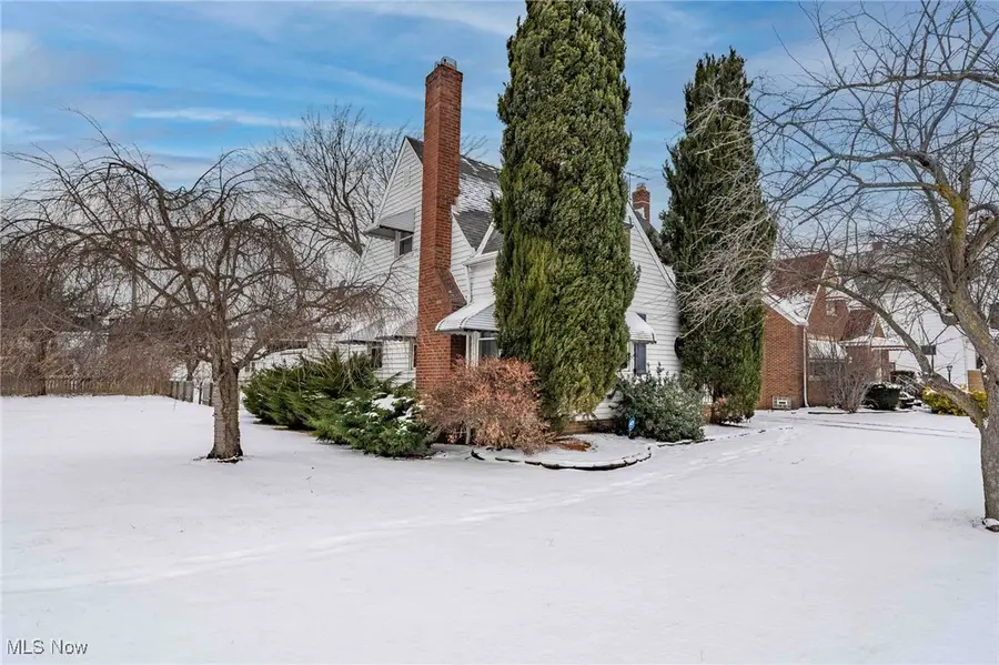336 E 222nd Street, Euclid, OH 44123 - #2