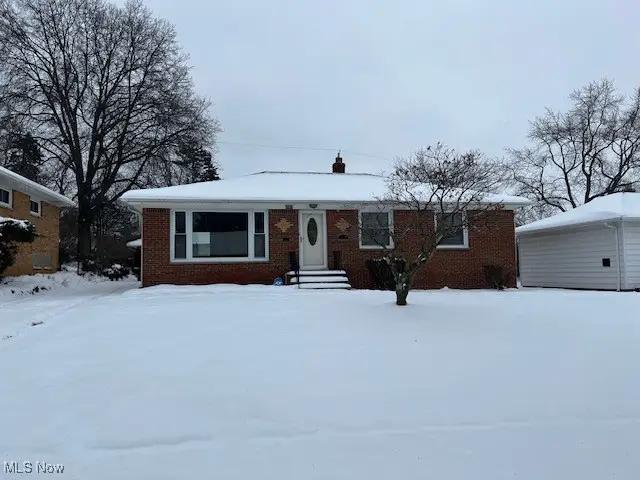 4465 E Frontenac Drive, Warrensville Heights, OH 44128 - Image #1