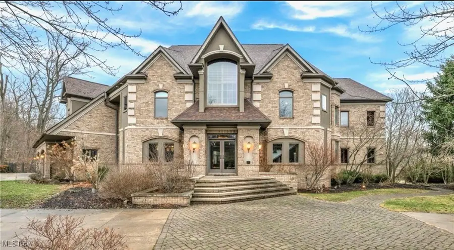 8560 Timber Trail, Brecksville, OH 44141 - Image #2