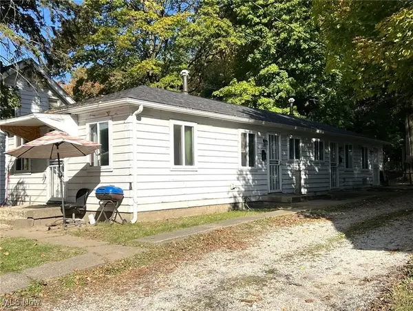 985-987 Diana Avenue, Akron, OH 44307