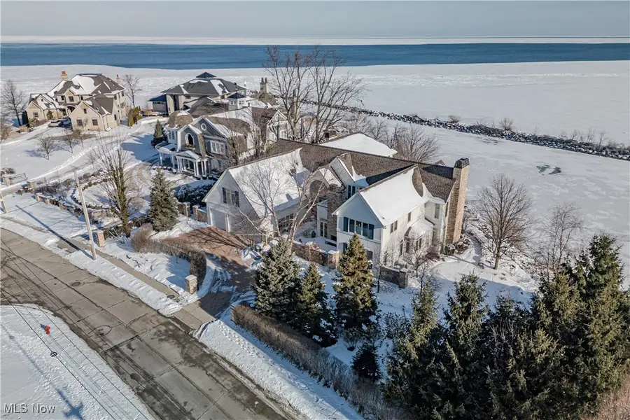 19486 Frazier Drive, Rocky River, OH 44116 - Image #2