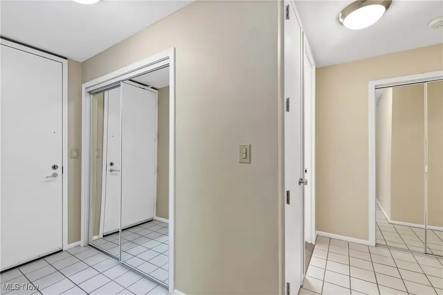 12700 Lake Avenue #704, Lakewood, OH 44107 - Image #2