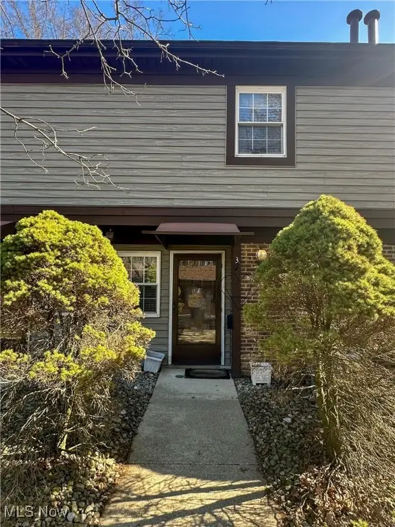 924 Nob Hill Drive #3, Niles, OH 44446 - Image #2