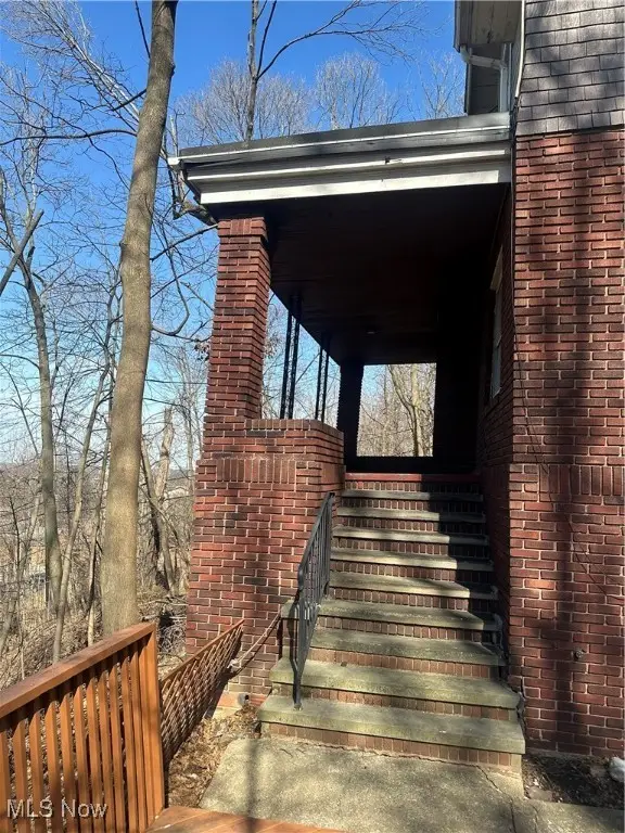 19201 Shawnee Road, Euclid, OH 44117 - Image #2