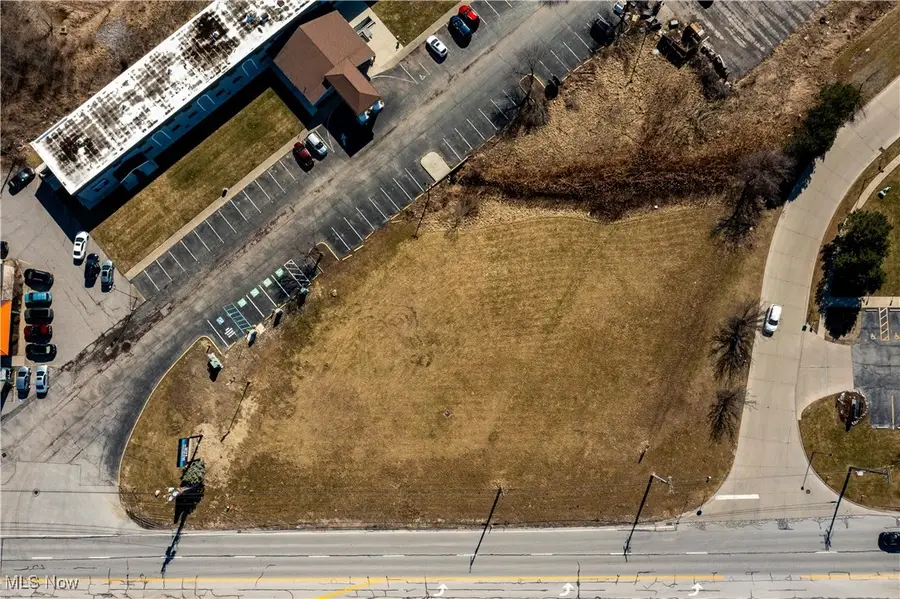 32801 Lorain Road, North Ridgeville, OH 44039 - Image #2