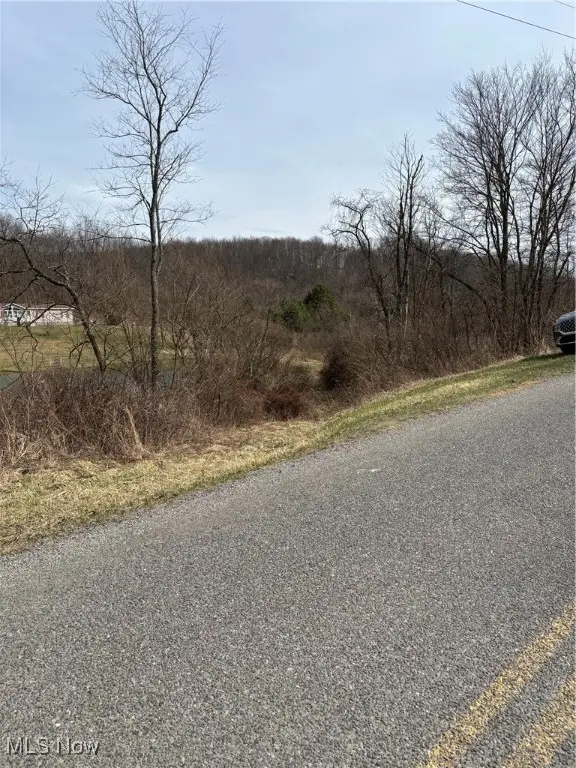 2492 Irish Ridge Road, East Liverpool, OH 43920 - Image #2