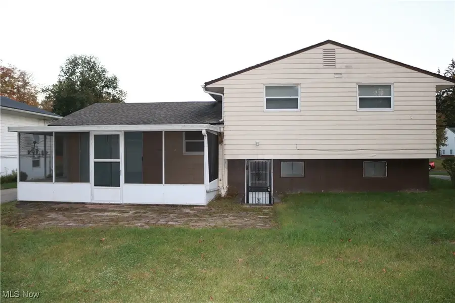 6538 Pau Pau Court, Bedford Heights, OH 44146 - Image #2