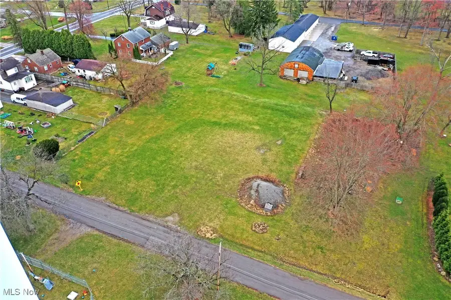 2035 Woodward Avenue, Youngstown, OH 44514 - Image #3