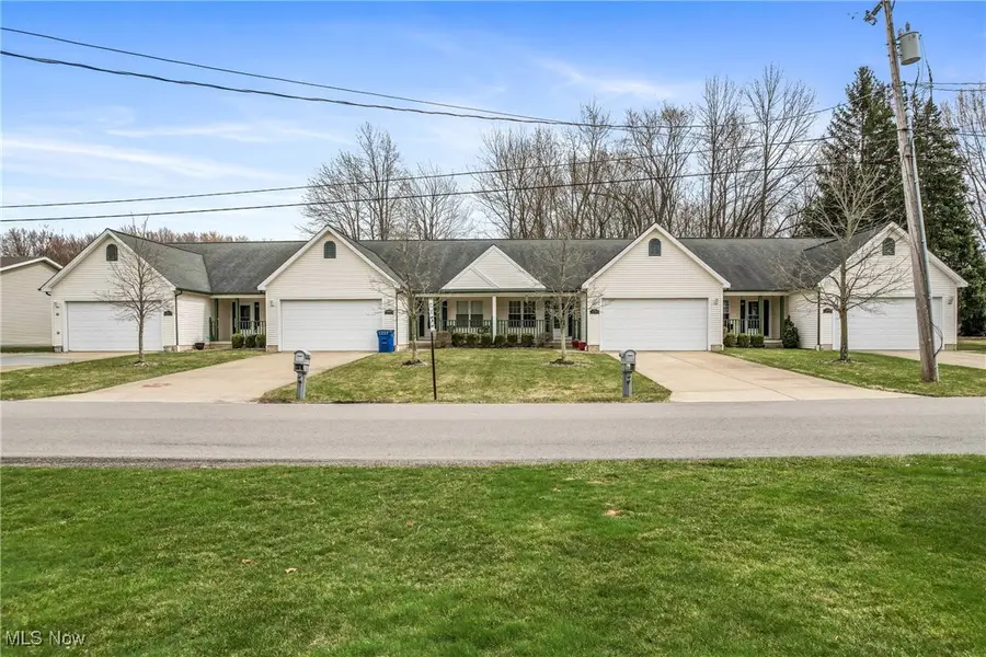 4593 Michigan Boulevard, Youngstown, OH 44505 - Image #2