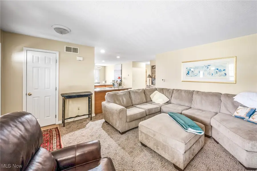 4593 Michigan Boulevard, Youngstown, OH 44505 - Image #3