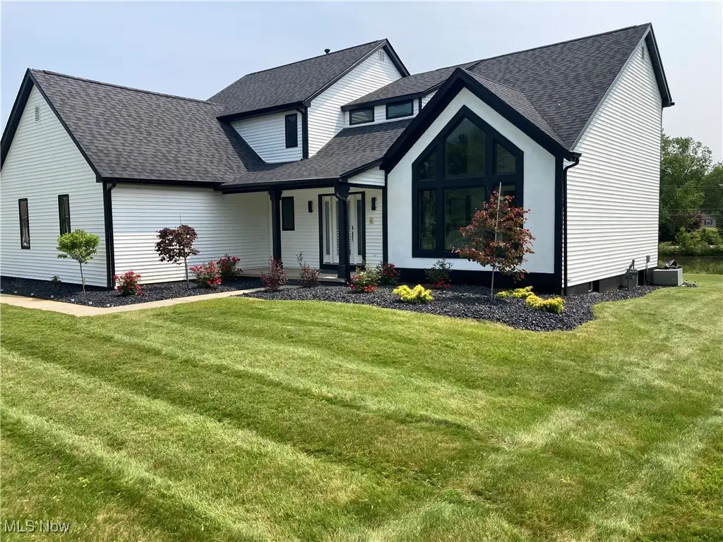 3189 Chardonnay Lane, Poland, OH 44514 - Image #1