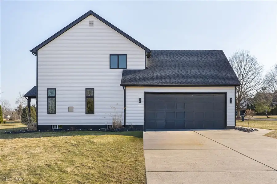 3189 Chardonnay Lane, Poland, OH 44514 - Image #3